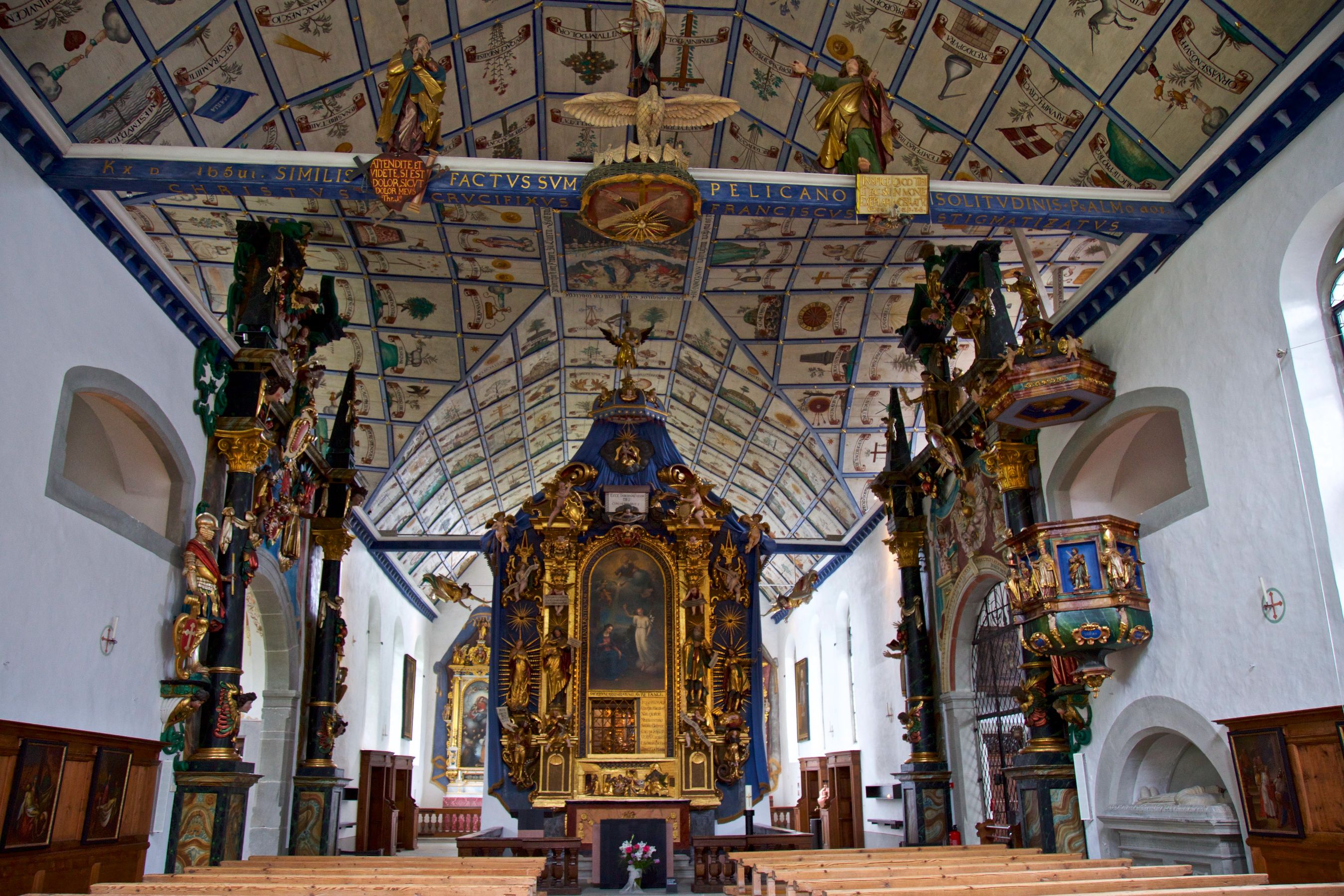 027_Filmlocation_Hergiswald_Kirche_003.jpg