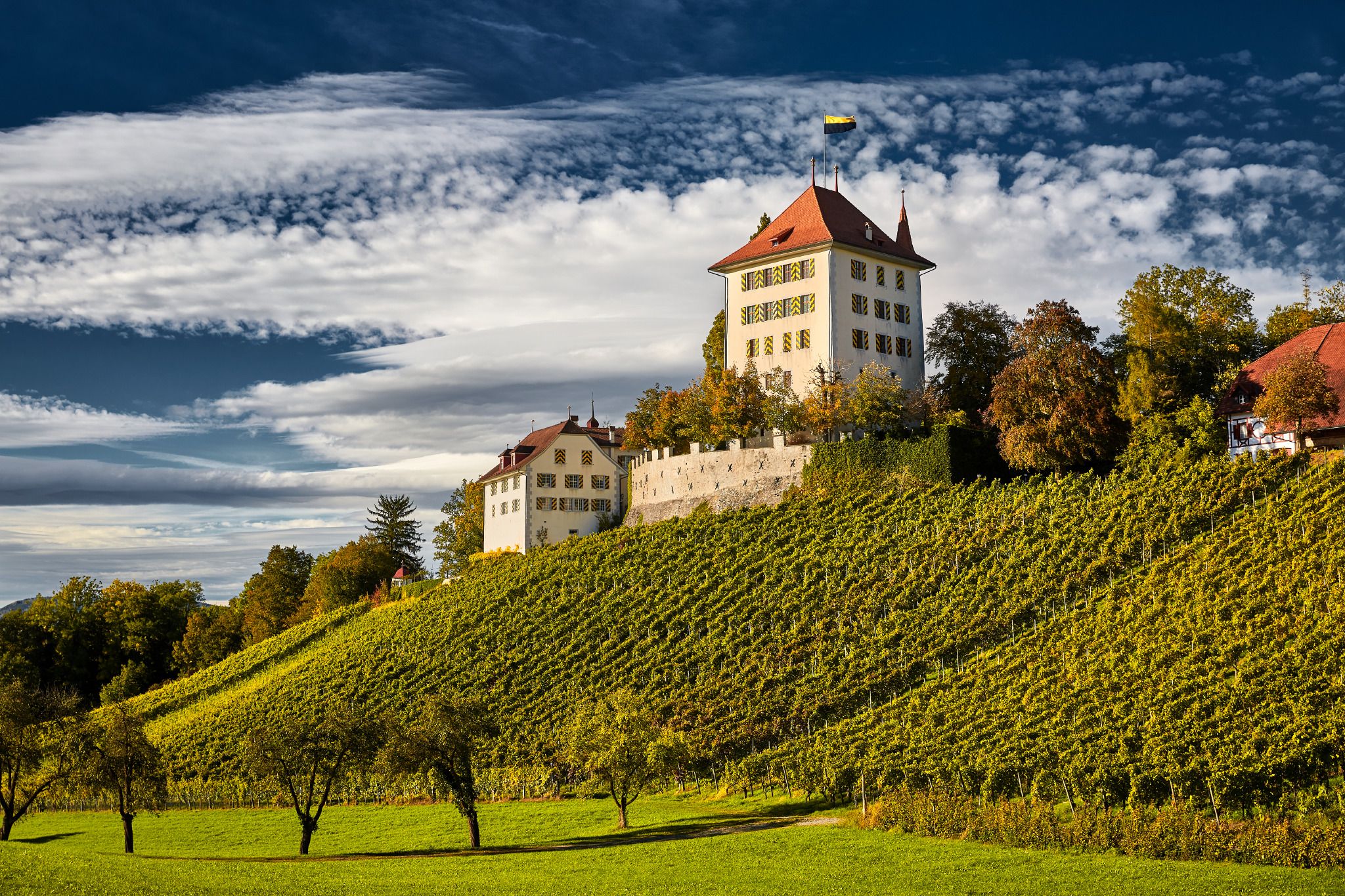 048_Filmlocation_Schloss_Heidegg_002.jpeg