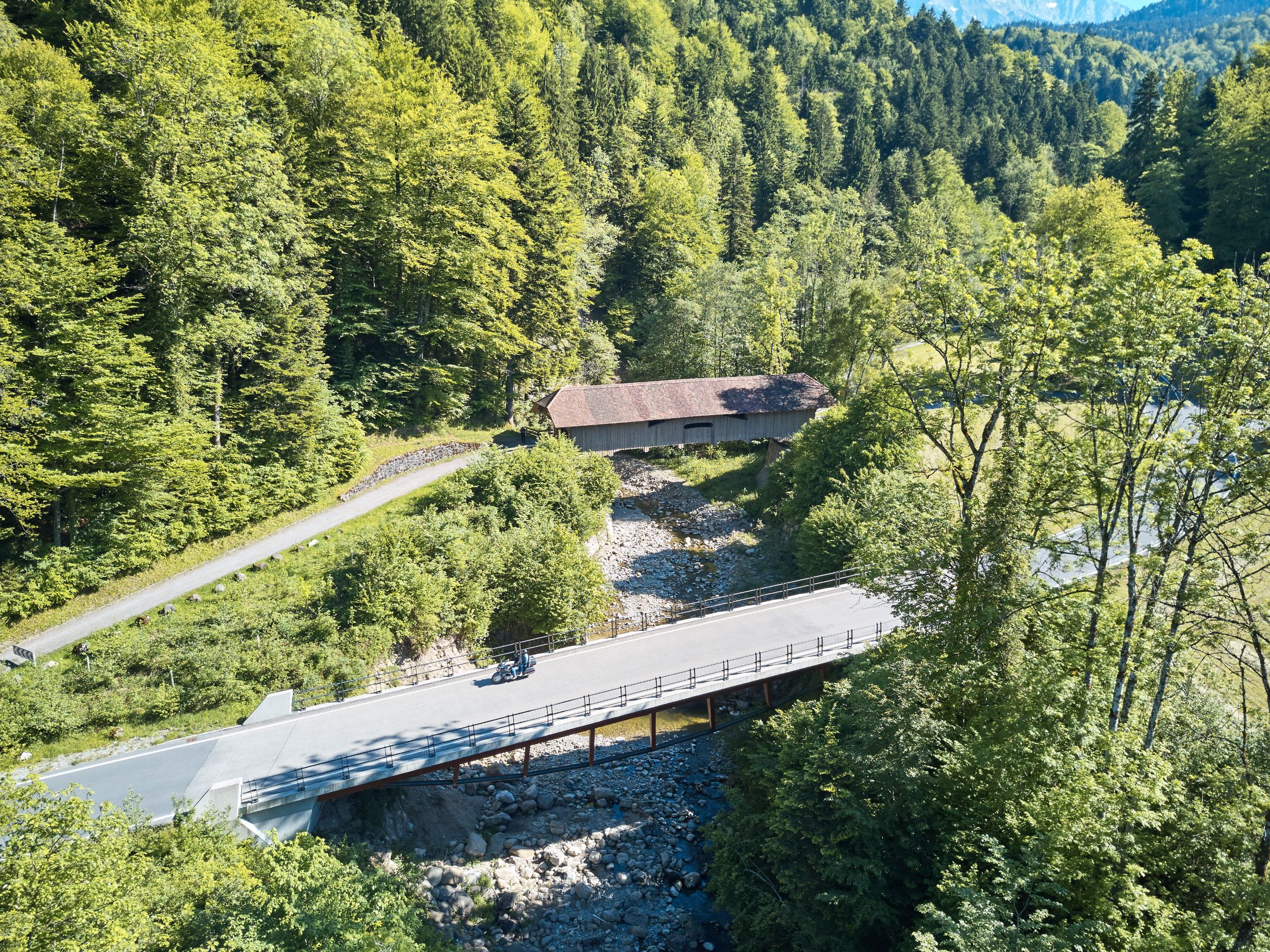 023_Filmlocation_Hergiswald_Bruecke_002.jpg