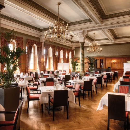 Pilatus_Queen-Victoria-Saal.jpg